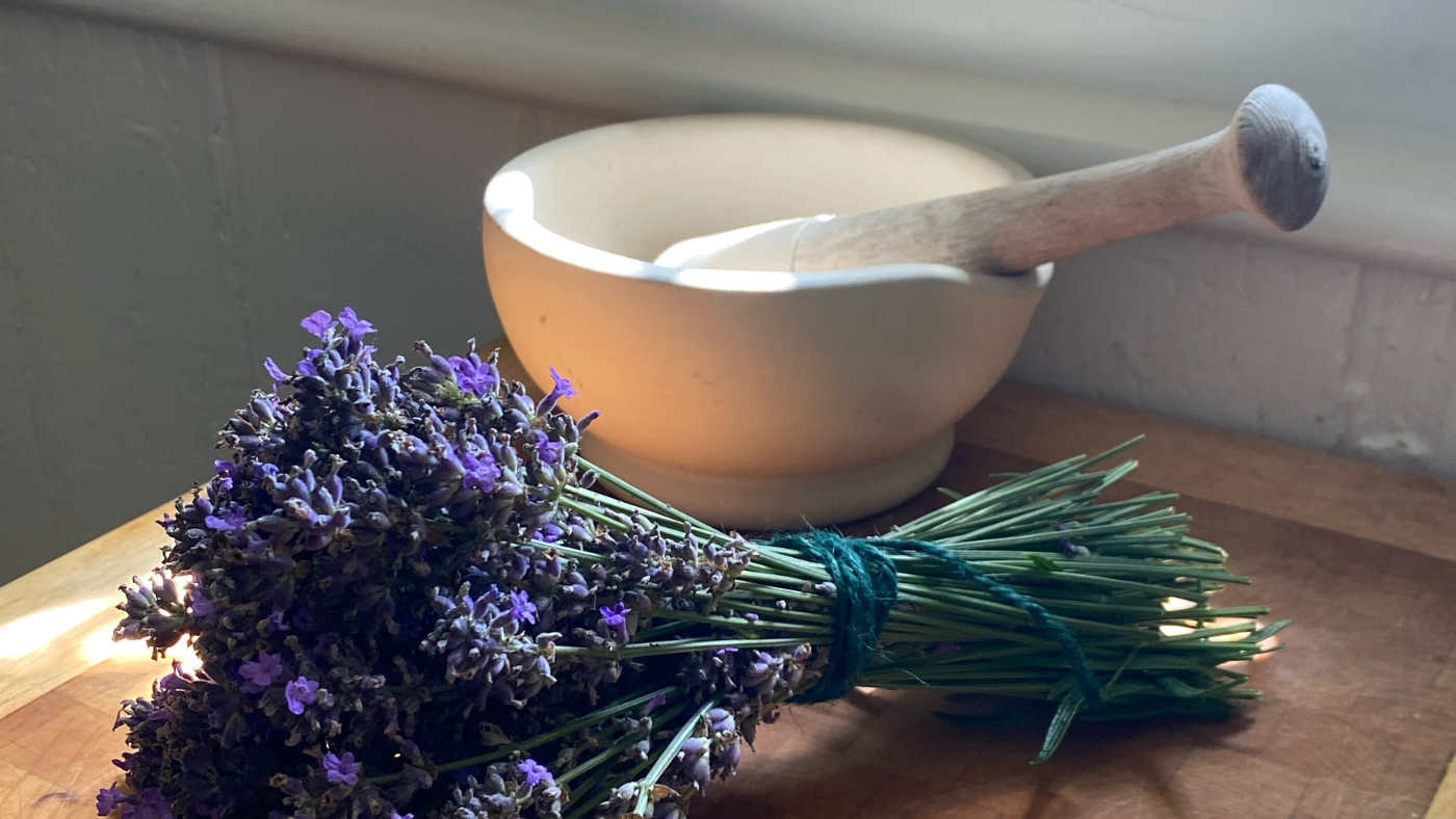 Can You Smoke Lavender? | BargzNY